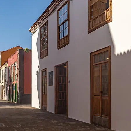 Hotell La Casa De La Camelia La Laguna (Tenerife)