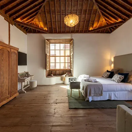 La Casa De La Camelia Отель