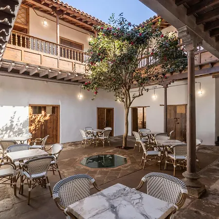 La Casa De La Camelia מלון לה לגונה