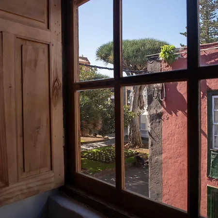La Casa De La Camelia Szálloda
