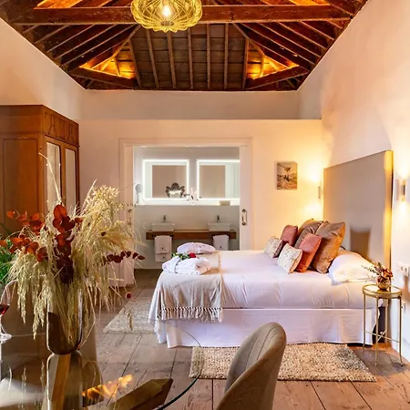 מלון La Casa De La Camelia