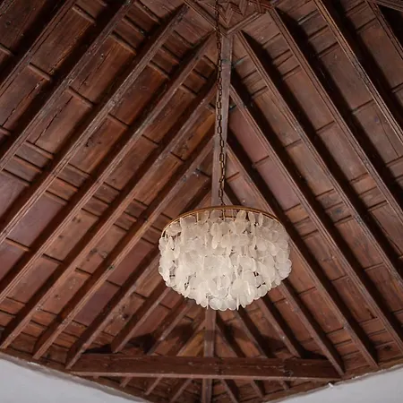 La Casa De La Camelia لا لاغونا