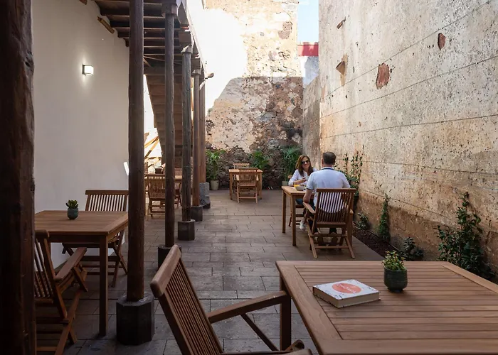 Hotel La Casa De La Camelia *