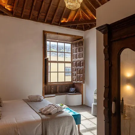 La Casa De La Camelia *