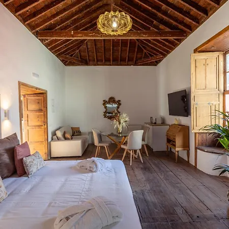 La Casa De La Camelia מלון לה לגונה