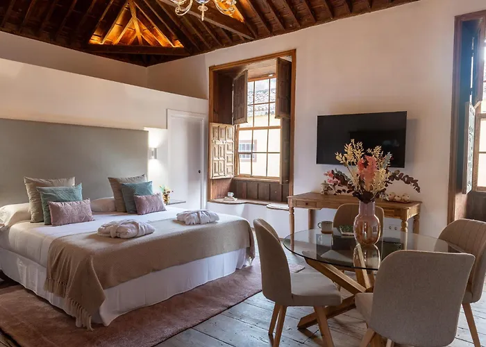 La Casa De La Camelia Hotel